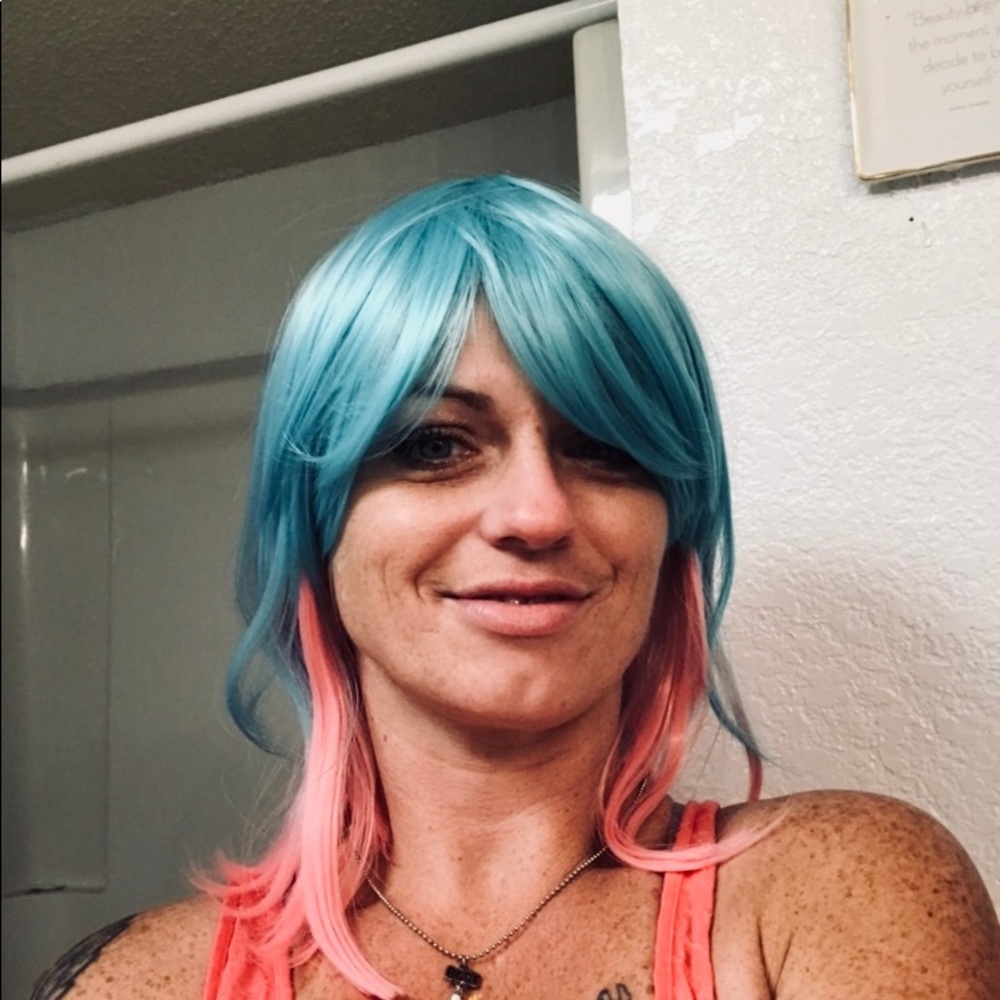 Meet your Posher, April